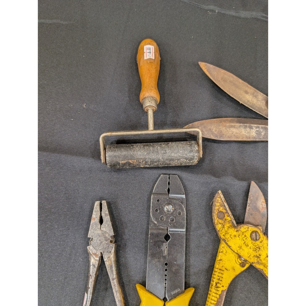 Vintage Tool Lot Brayer Roller Wire Crimpers Garden Shears Snips Pliers 6pc Set - Picture 5 of 6